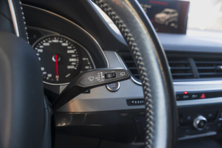 AUDI Q7 S-LINE
