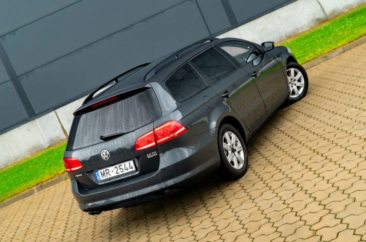 VW PASSAT
