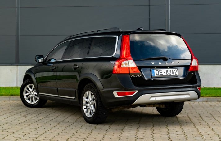 VOLVO XC70