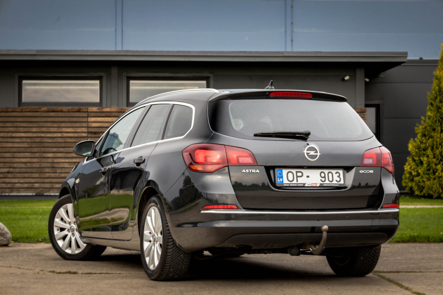 OPEL ASTRA SPORTS TOURER