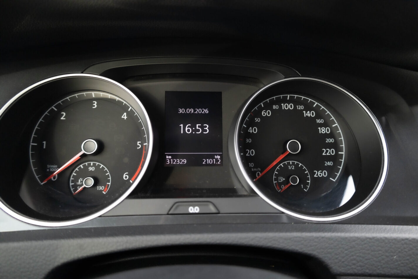 VW GOLF