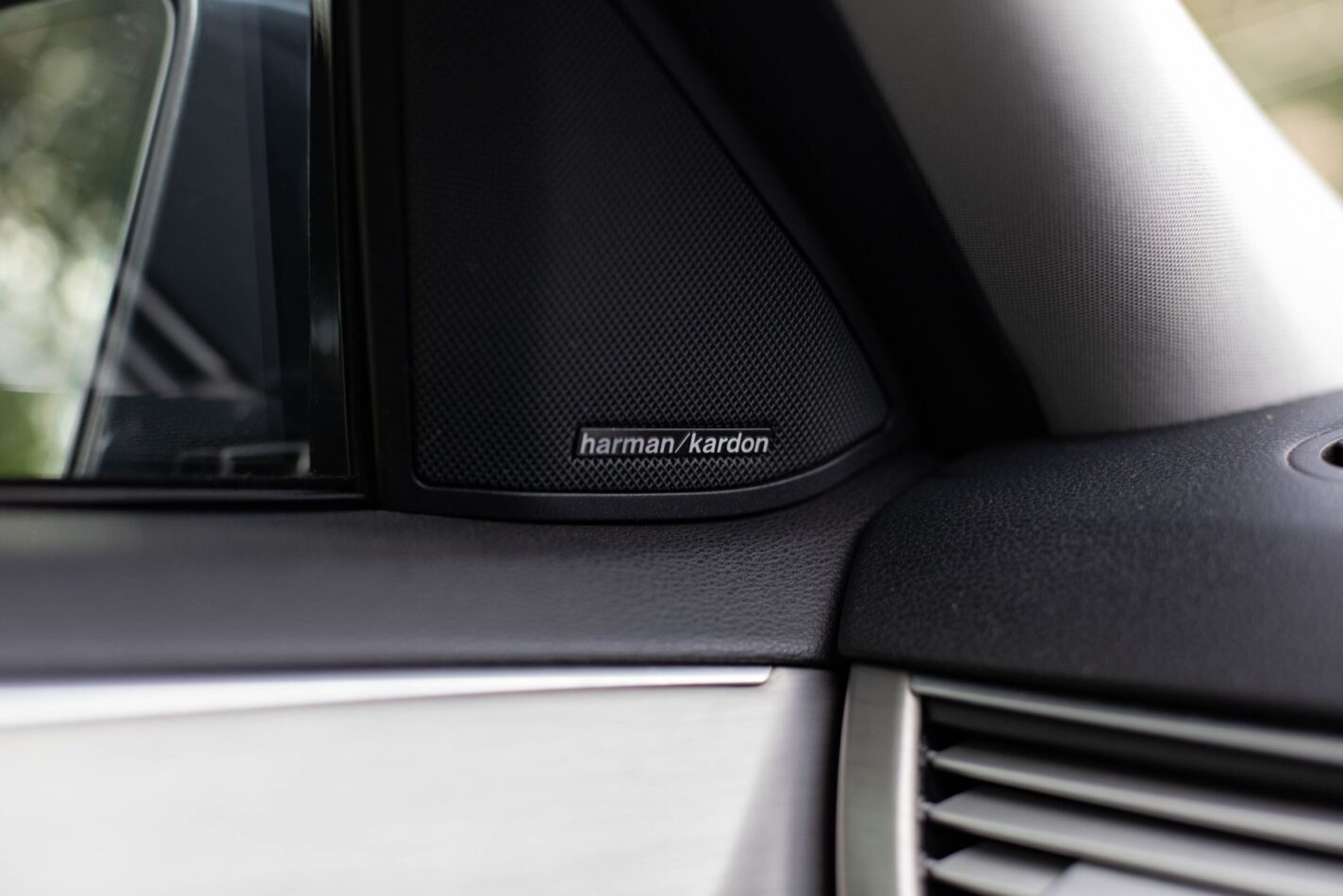 MERCEDES BENZ E350