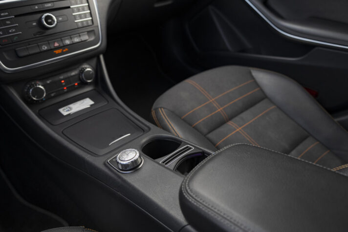 MERCEDES BENZ CLA 220 CDI
