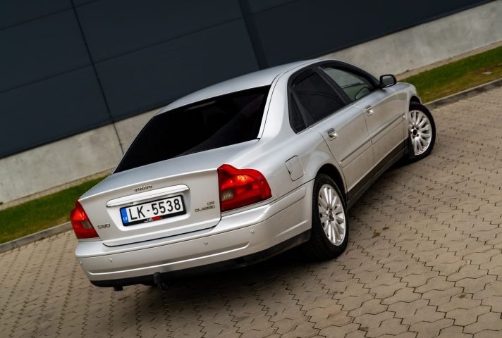 VOLVO S80