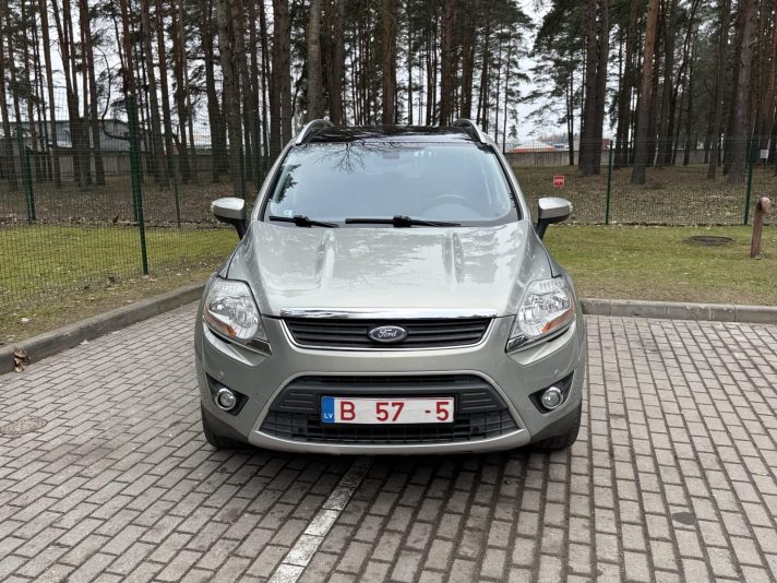 Ford Kuga Titanium / Individual
