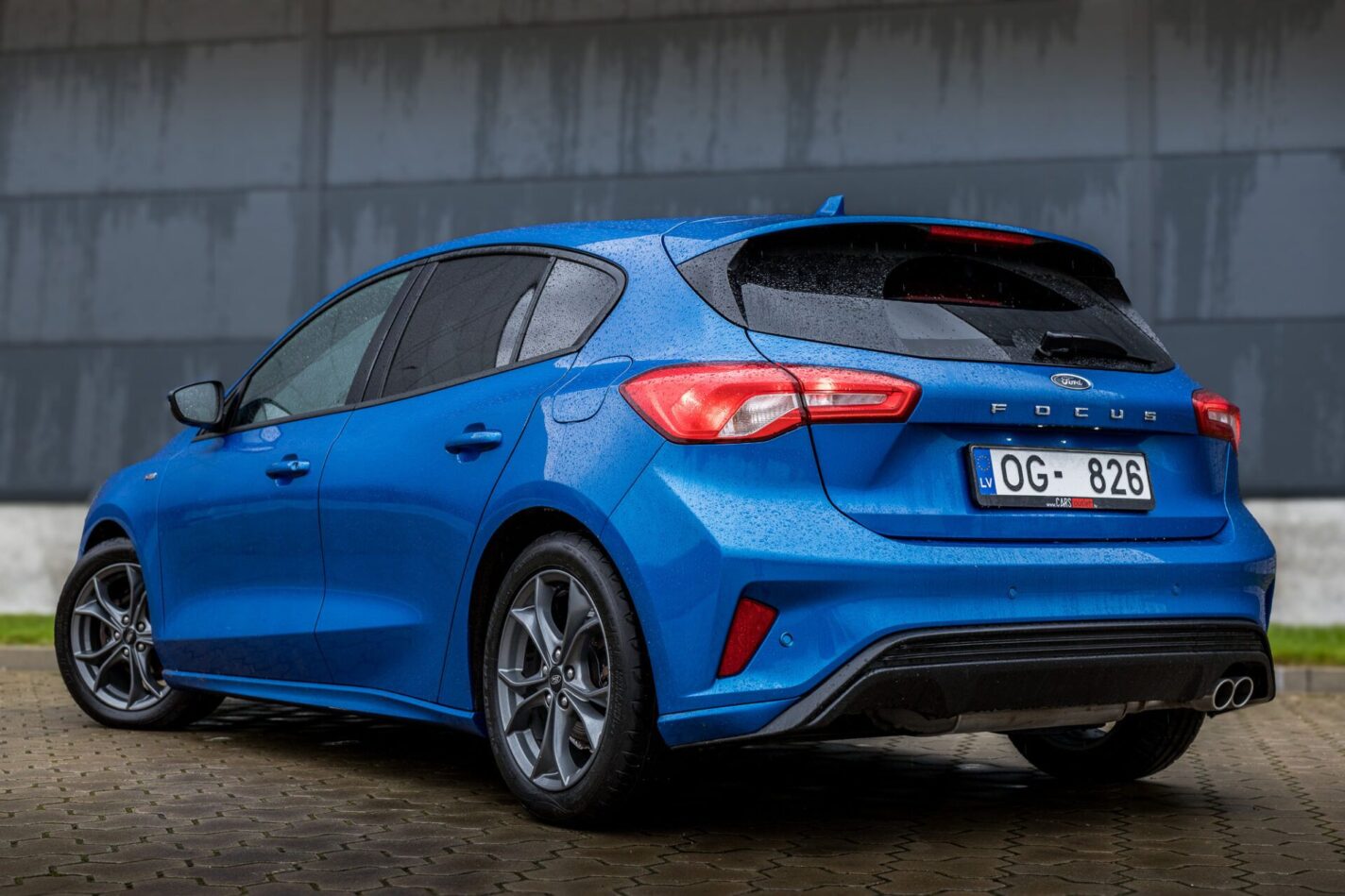 FORD FOCUS