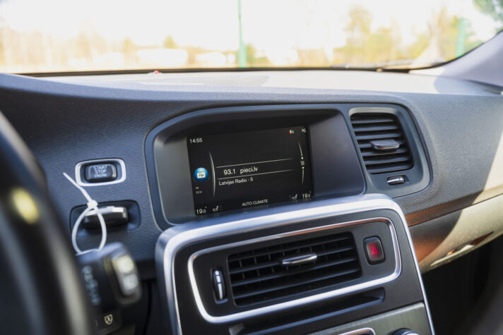 VOLVO V60 PLUG-IN HYBRID