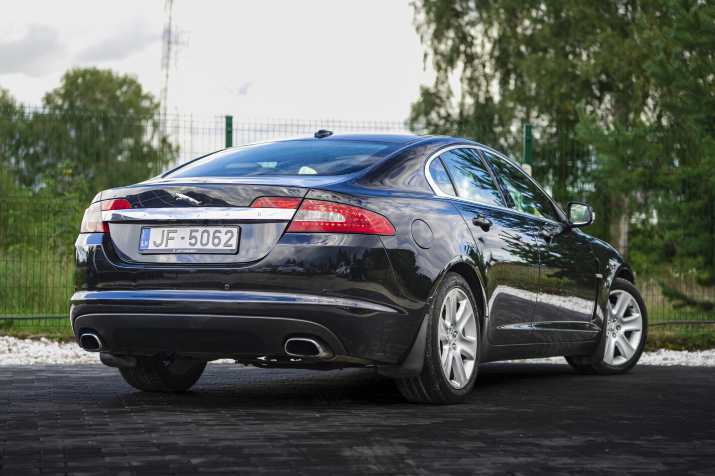 JAGUAR XF