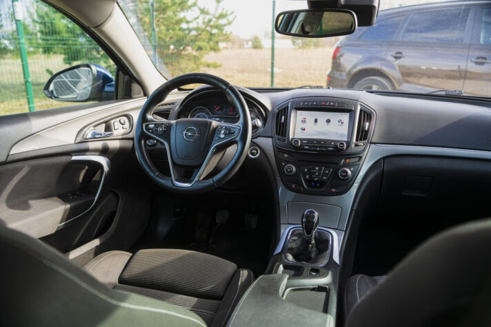 OPEL INSIGNIA SPORTS TOURER SW