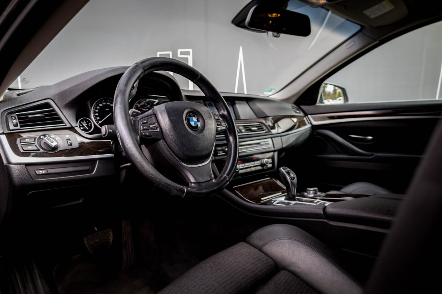 BMW 530