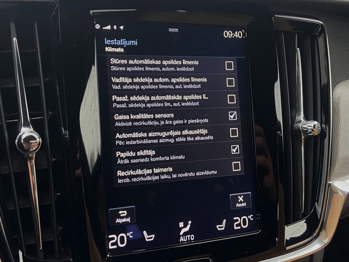 Tikko ievests. Volvo V90 Cross Country Awd. 2.0 D5 (173 kw-235 zs) Dīzelis. ar Automātisko ātrumkārbu.
