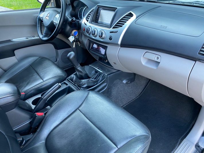 Mitsubishi L200