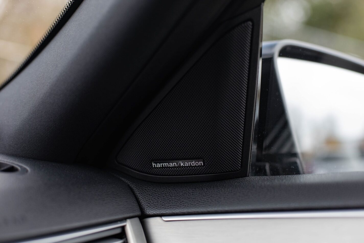 MERCEDES BENZ E350