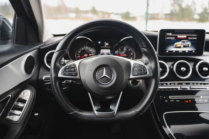 MERCEDES BENZ C220 BLUETEC