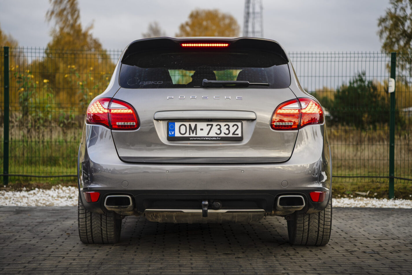 PORSCHE CAYENNE