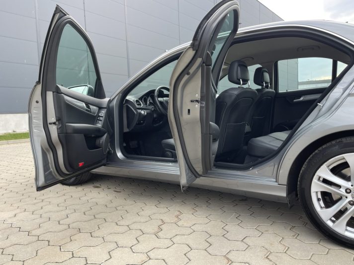 Mercedes Bens c220 Dizelis 125 kw