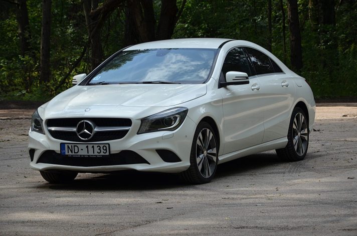 Mercedes-Benz Cla220 Sedans 2.2Cdi (125kw- 170z/s) Dīzelis ar automatisko ātrumkārbu.
