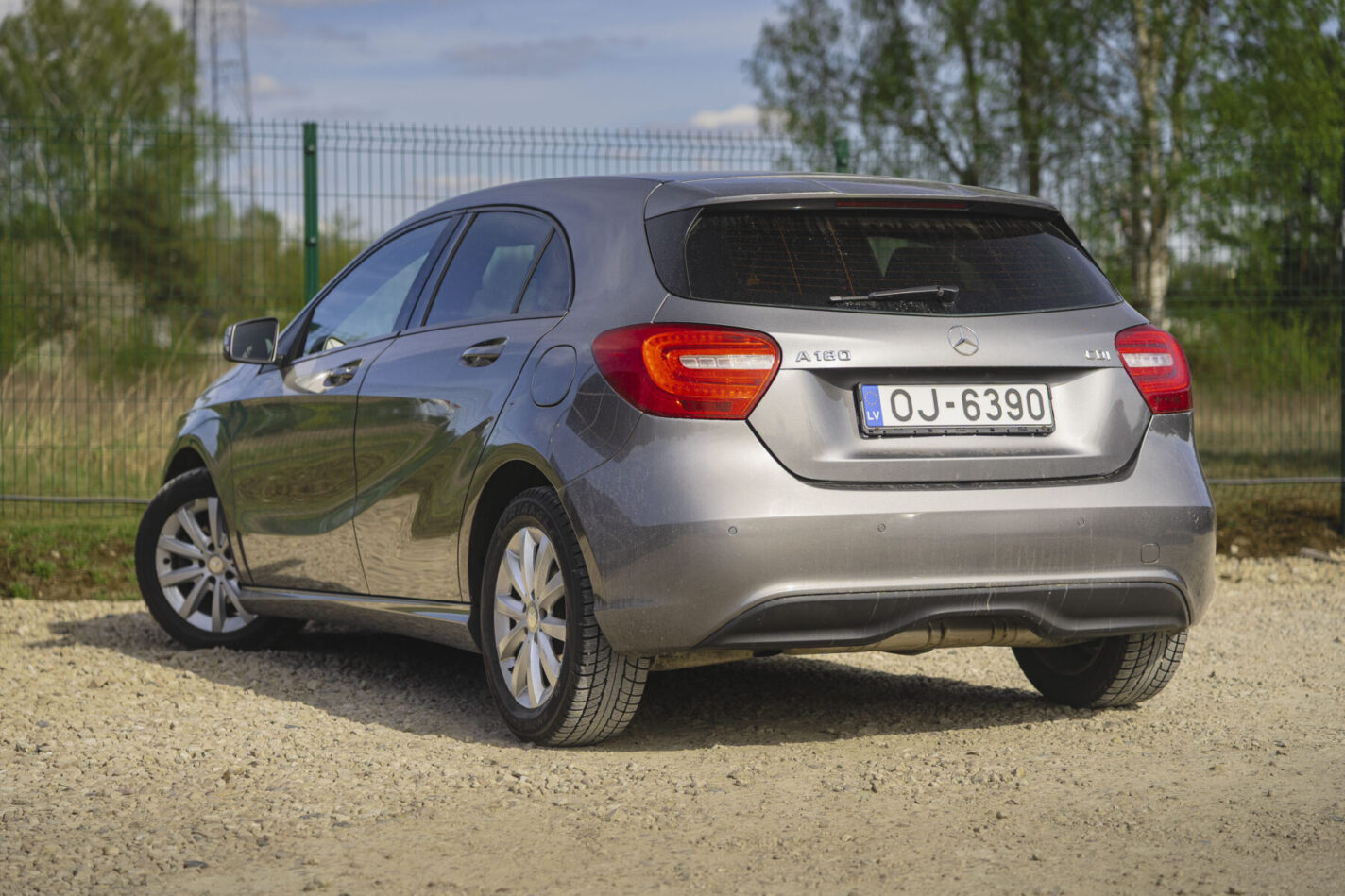 MERCEDES BENZ A180