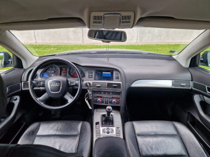 Audi A-6,Sedans 2.L D