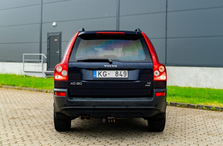 VOLVO XC90