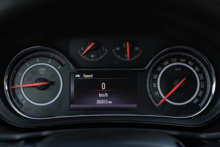 OPEL INSIGNIA SPORTS TOURER SW