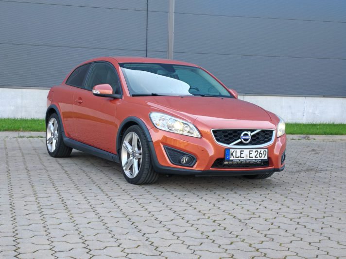 VOLVO C30 1.6D MOMENTUM