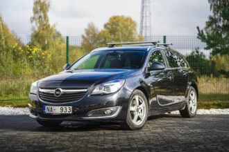 OPEL INSIGNIA SPORTS TOURER SW