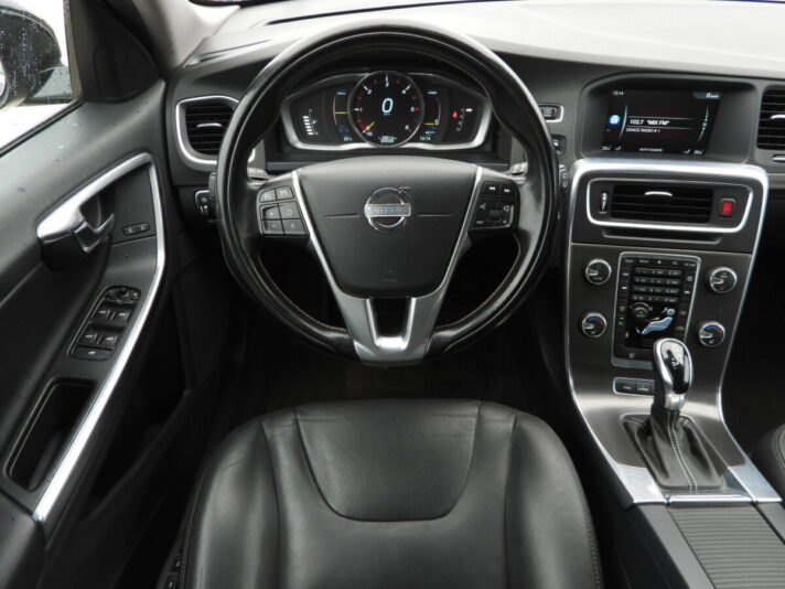 VOLVO V60 PLUG IN HYBRID