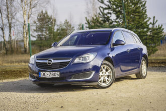 OPEL INSIGNIA SPORTS TOURER SW