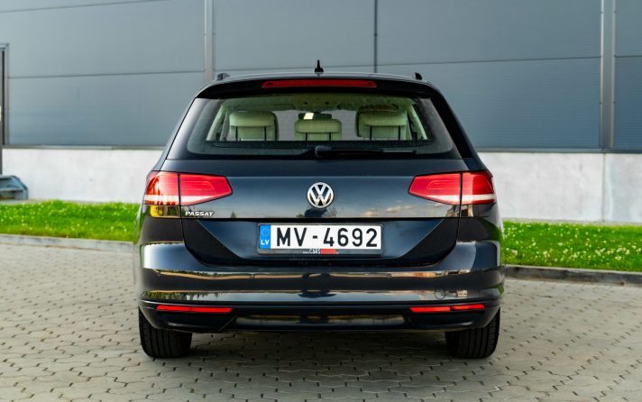 VW PASSAT