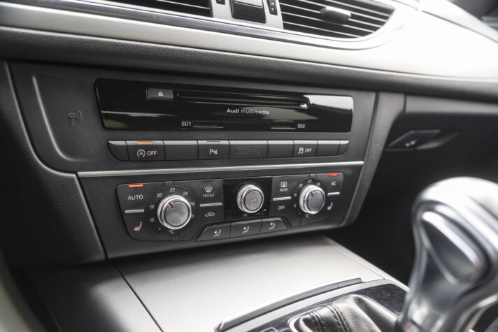 AUDI A6 AVANT QUATTRO