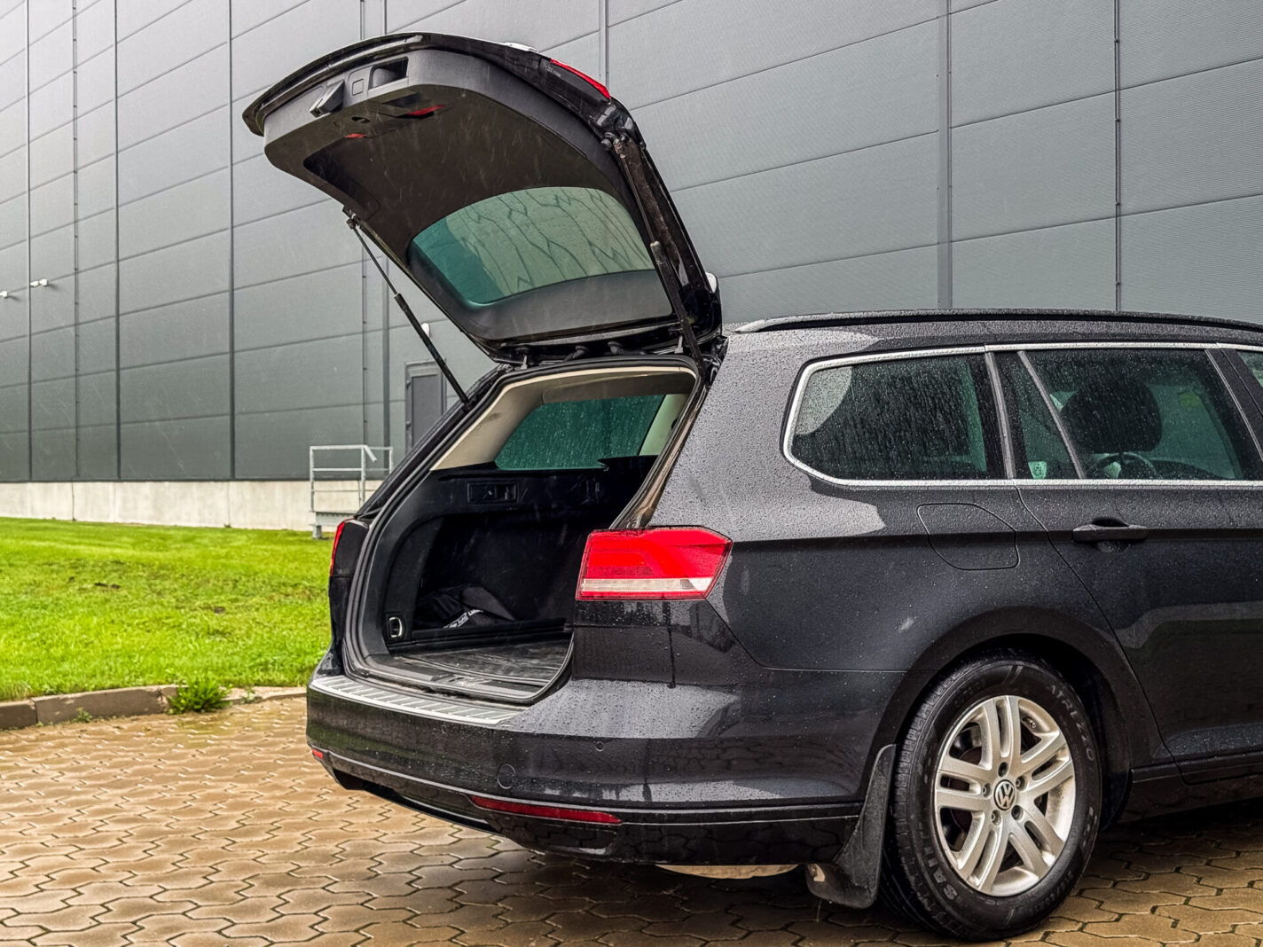 VW PASSAT