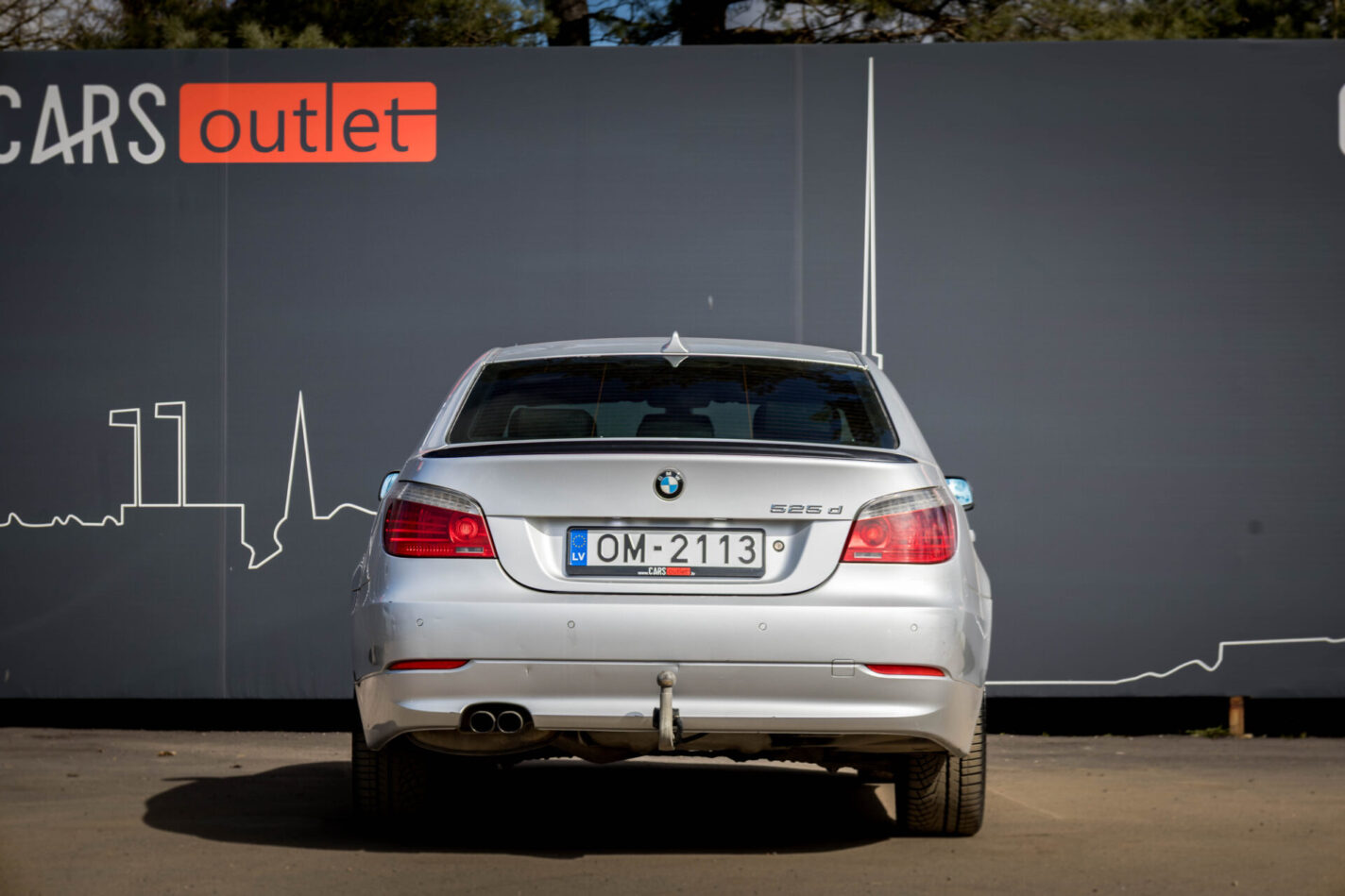 BMW 525