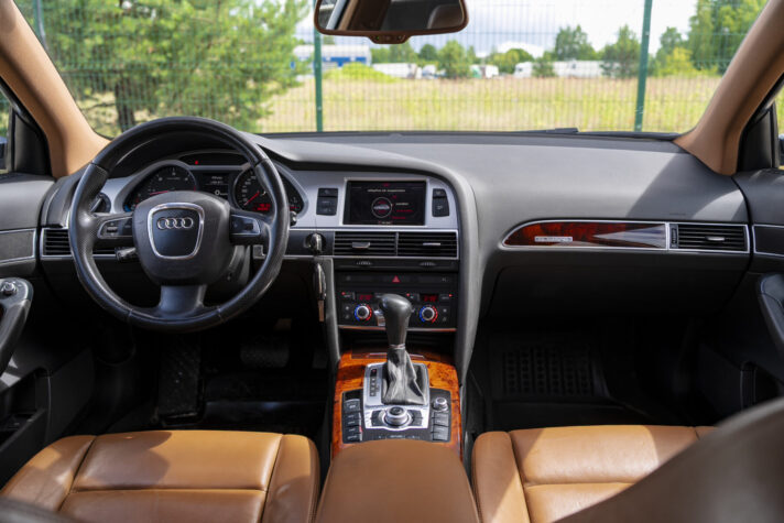 AUDI A6 FACE-LIFT QUATTRO