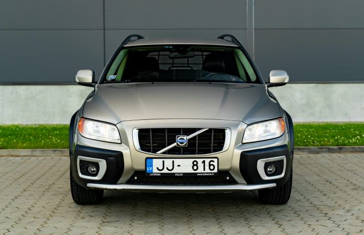 VOLVO XC70