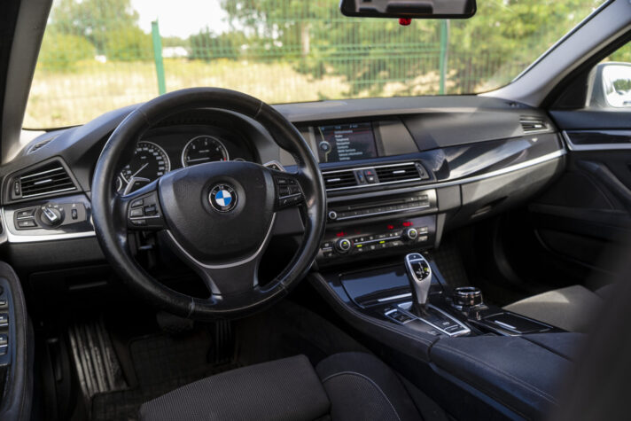 BMW 525