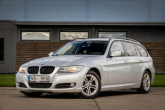 BMW 320