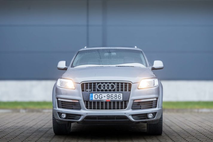 AUDI Q7