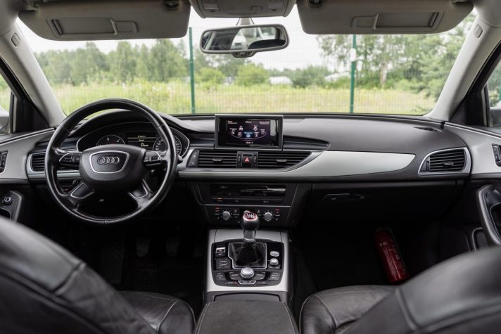 AUDI A6 LIMOUSINE