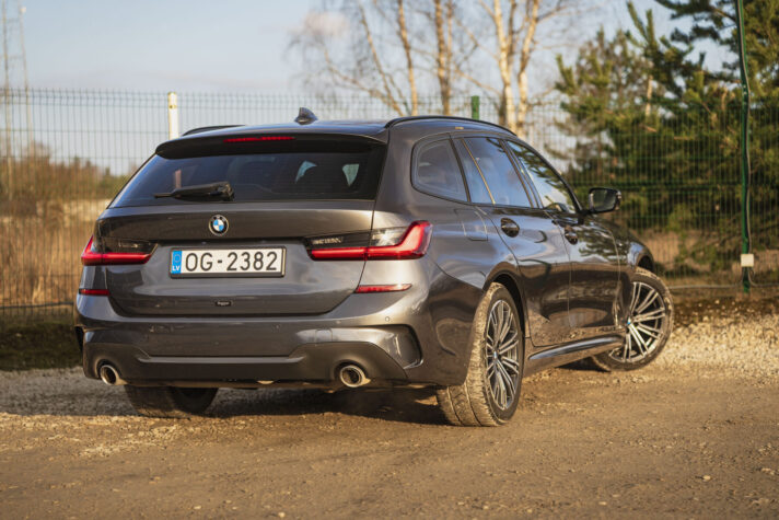 BMW 318I M-PACK