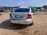 VOLVO S40 1,6D. JAUNA T. A.