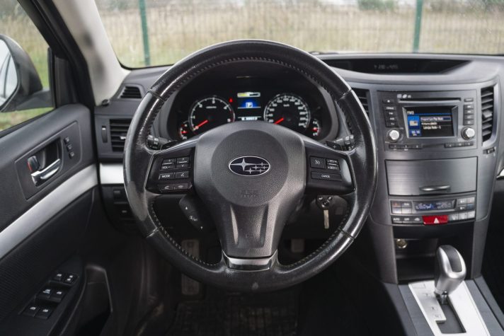 SUBARU LEGACY