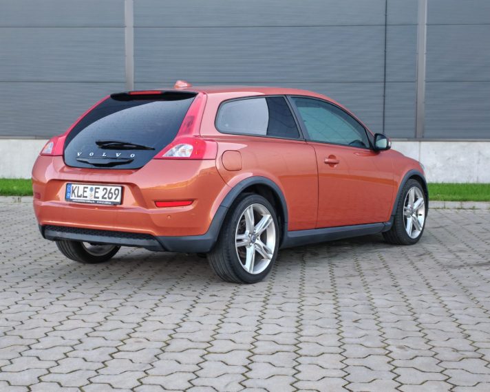 VOLVO C30 1.6D MOMENTUM