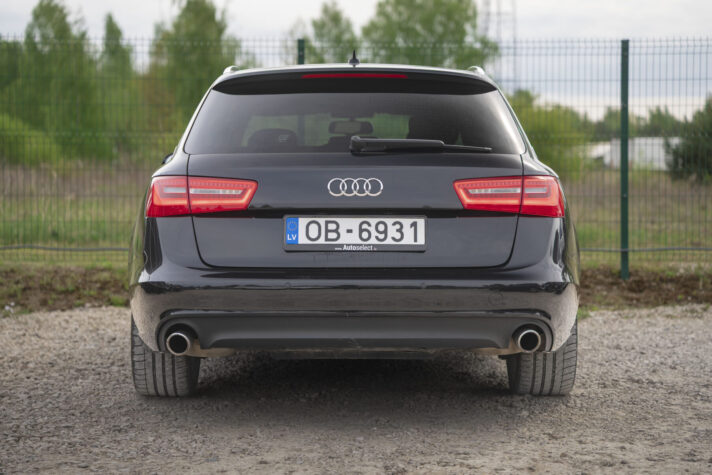 AUDI A6 AVANT QUATTRO