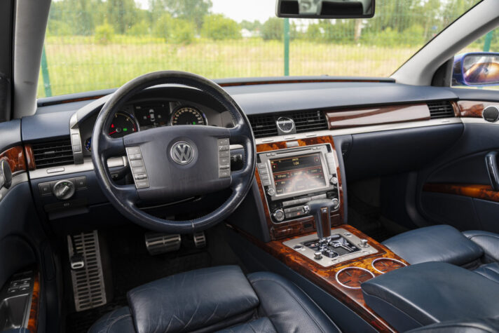 VW PHAETON