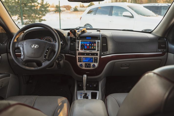 HYUNDAI SANTA-FE