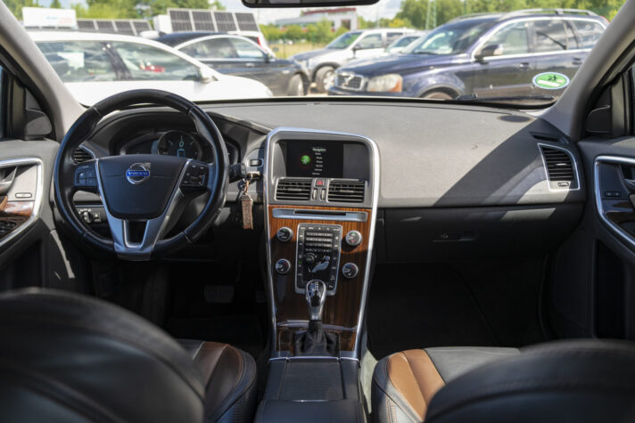 VOLVO XC 60