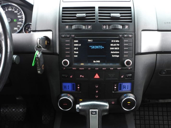 VW TOUAREG