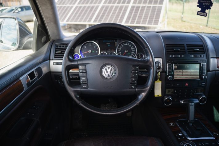 VW TOUAREG