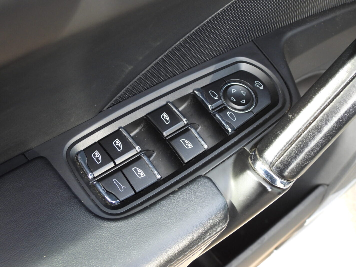 PORSCHE CAYENNE S DIESEL